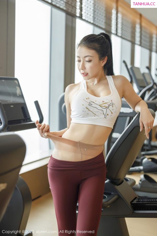 闫雪松 松果儿 [XiuRen]高清写真图 2020.07.15 No.2332 果儿Victoria第40张图片